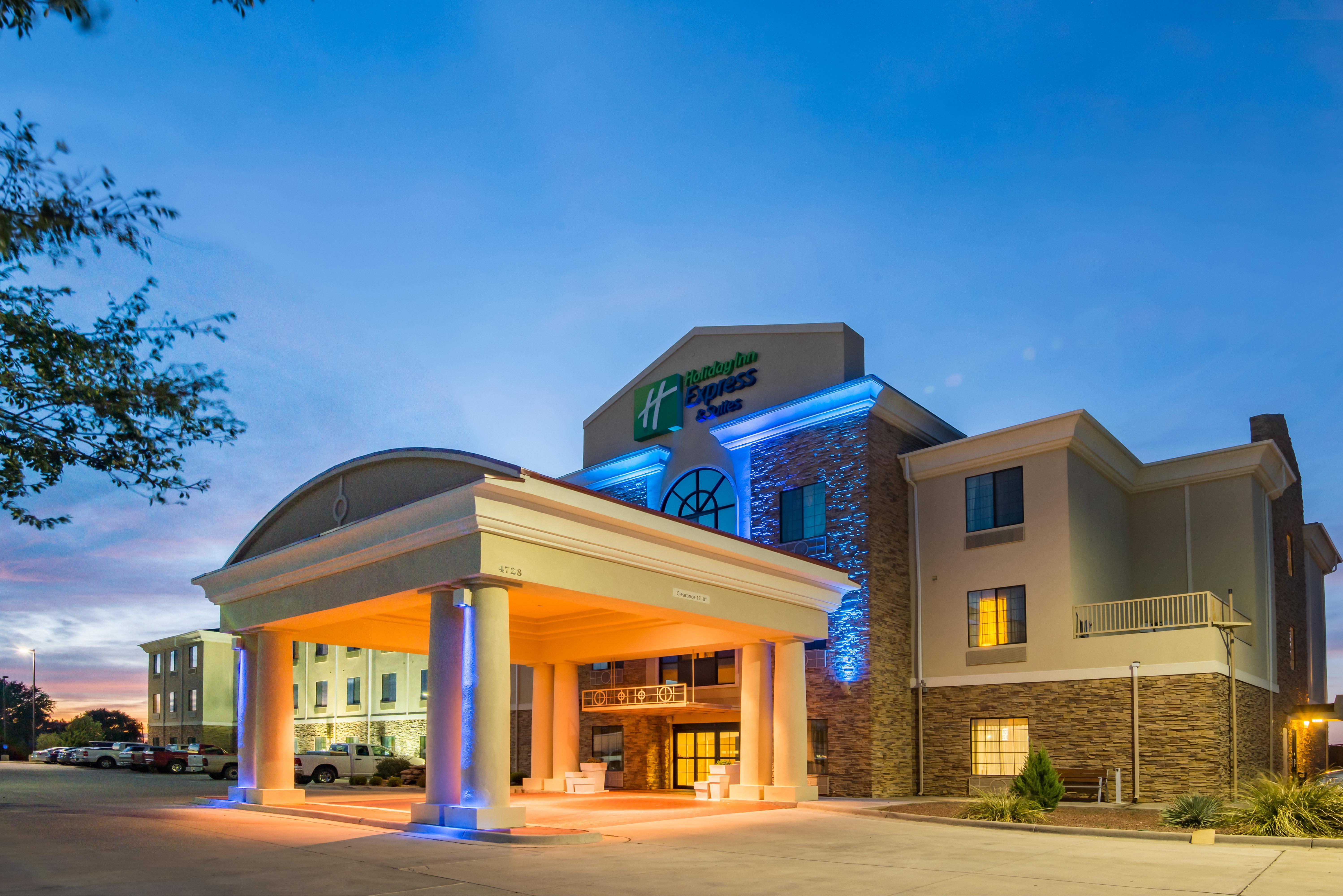 Holiday Inn Express & Suites Clovis By Ihg Exteriér fotografie